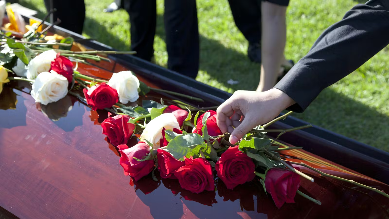 Como um pastor deve conduzir funeral para incrédulos?